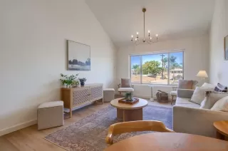 Photo #2: 250038575 Listing 