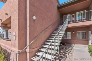 Photo #1: 250038579 Listing