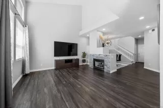 Photo #1: 250038587 Listing