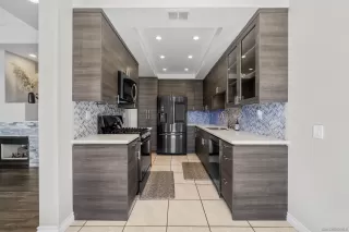 Photo #5: 250038587 Listing