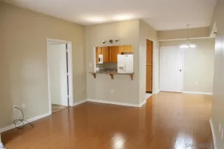 Photo #5: 250038591 Listing