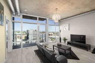 Photo #1: 250038597 Listing