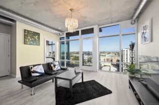 Photo #2: 250038597 Listing