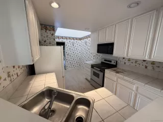 Photo #6: 250038607 Listing