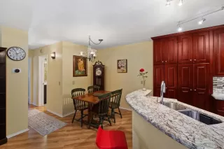 Photo #6: 250038610 Listing 