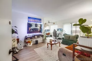 Photo #3: 250038619 Listing 