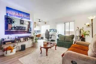 Photo #4: 250038619 Listing 