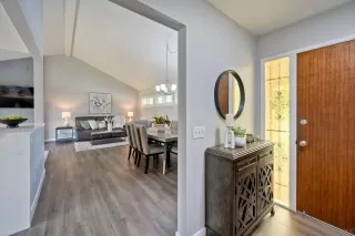 Photo #3: 250038644 Listing