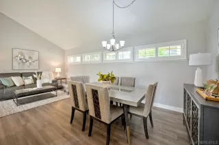 Photo #4: 250038644 Listing