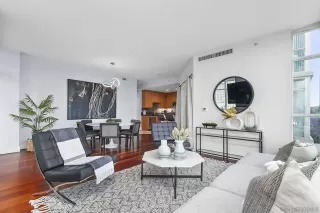 Photo #4: 250038696 Listing