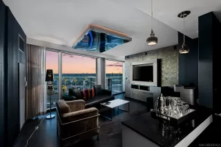 More Details about MLS # 250038702 : 207 5TH AVE UNIT 702