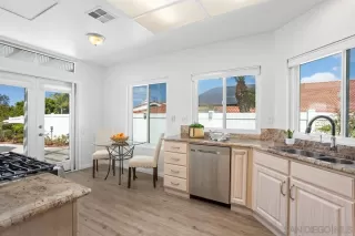 Photo #2: 250038711 Listing 