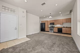 Photo #4: 250038712 Listing