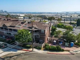 Photo #2: 250038723 Listing