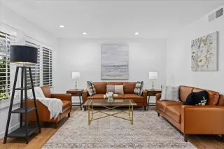 Photo #4: 250038751 Listing