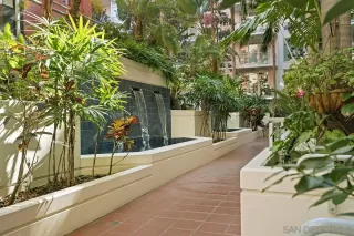 Photo #5: 250038760 Listing