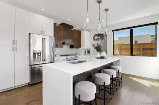 Photo #1: 250038788 Listing 