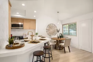 Photo #3: 250038799 Listing