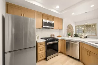 Photo #5: 250038799 Listing