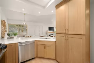 Photo #6: 250038799 Listing