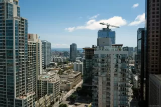 Photo #5: 250038801 Listing