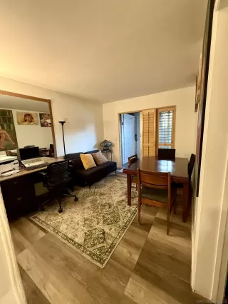 Photo #1: 250038802 Listing