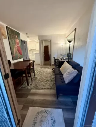 Photo #2: 250038802 Listing