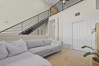 Photo #6: 250038836 Listing