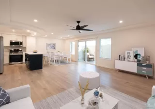 Photo #3: 250038842 Listing 