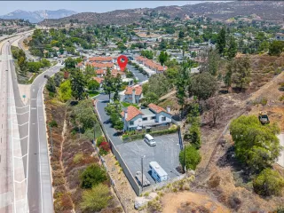 Photo #1: 250038854 Listing