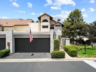 Photo #2: 250038854 Listing