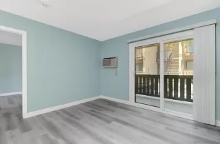 Photo #5: 250038871 Listing