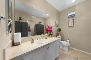 Photo #5: 250038897 Listing