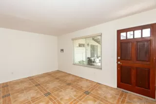 Photo #5: 250038905 Listing 