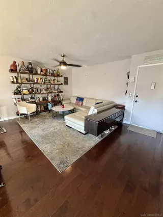 Photo #4: 250038921 Listing 