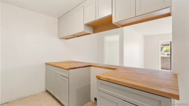 MLS: 250038928 Condo For Sale