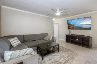 Photo #1: 250038941 Listing