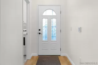 Photo #5: 250038942 Listing