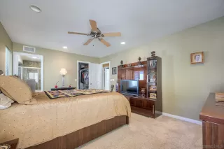 Photo #3: 250038960 Listing