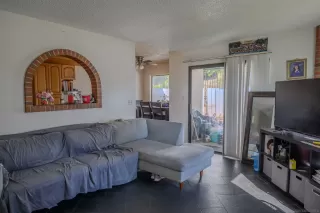 Photo #2: 250038971 Listing