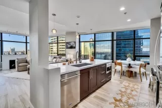 Photo #3: 250038981 Listing