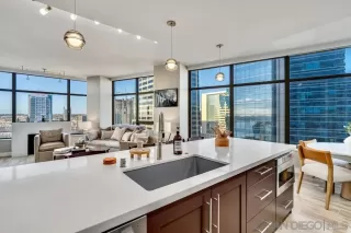 Photo #5: 250038981 Listing