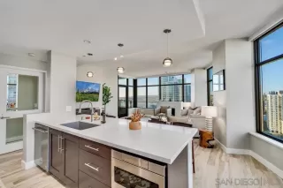 Photo #6: 250038981 Listing