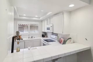 Photo #6: 250039042 Listing