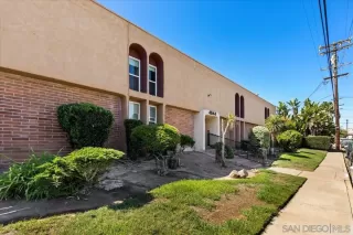 Photo #2: 250039071 Listing