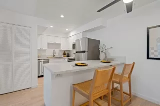 Photo #3: 250039074 Listing