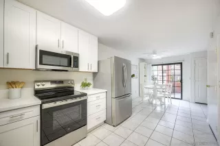 Photo #2: 250039110 Listing 