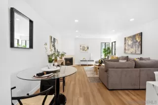 Photo #1: 250039138 Listing 