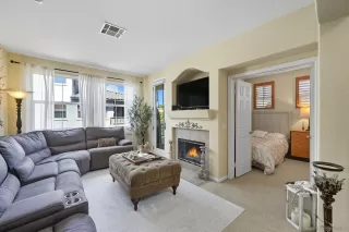 Photo #1: 250039187 Listing