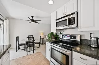 Photo #3: 250039235 Listing